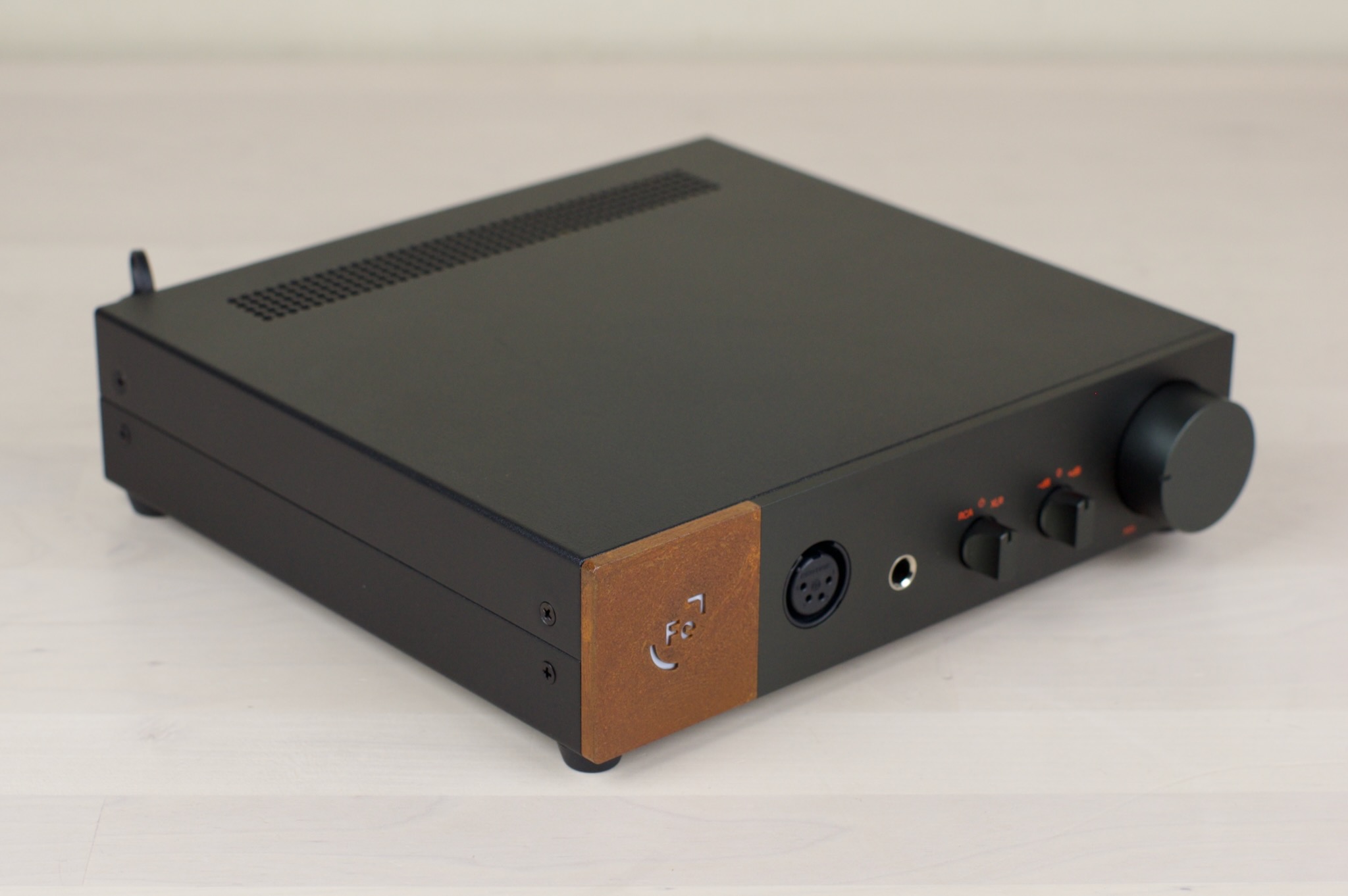 Ferrum Audio OOR Headphone Amplifier - ex-demo - Image 2