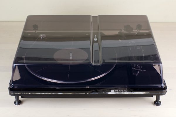 Vertere DG-1S - in black 'base spec'- ex demonstration - Image 2