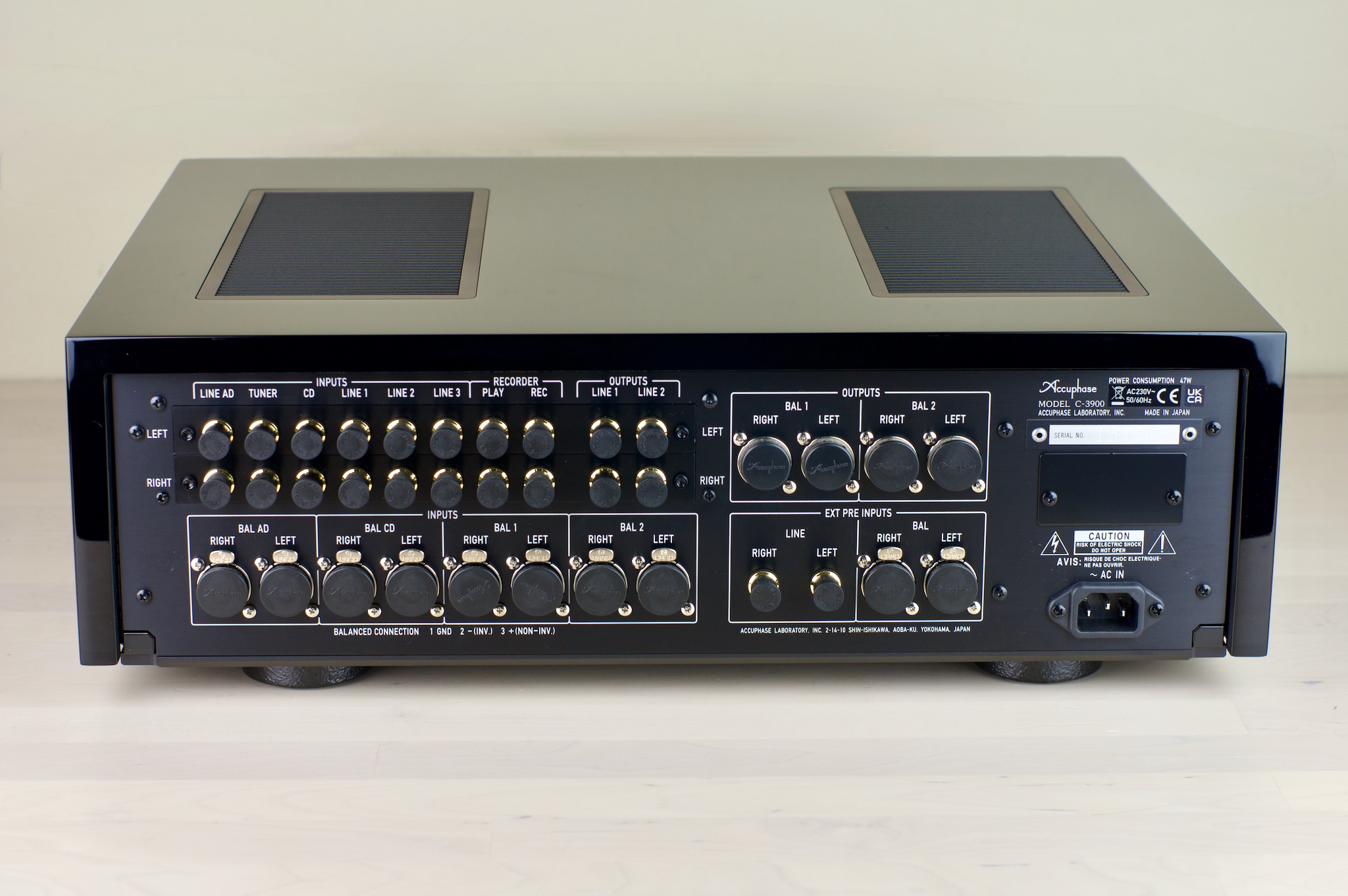 Accuphase C-3900 preamplifier - Image 3