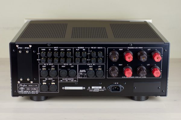 Accuphase E-700 - one owner, mint - Image 3