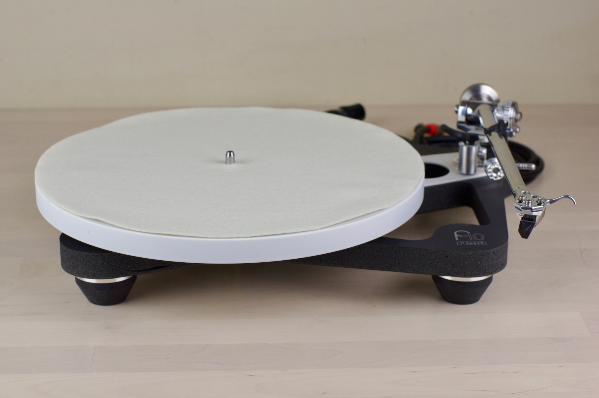 Rega Planar 10 - April 2024