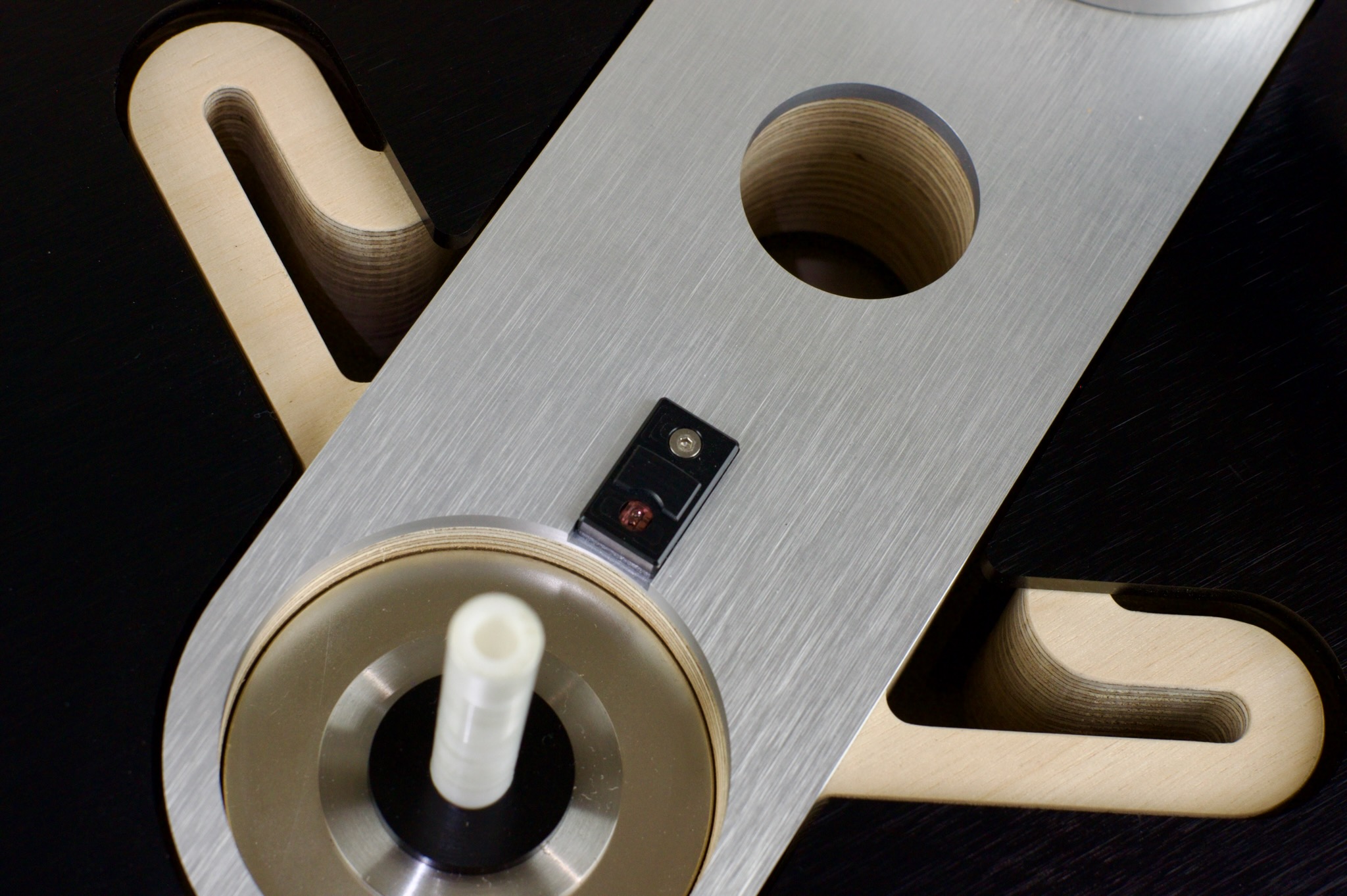 Naim Solstice turntable launch edition package - Image 12