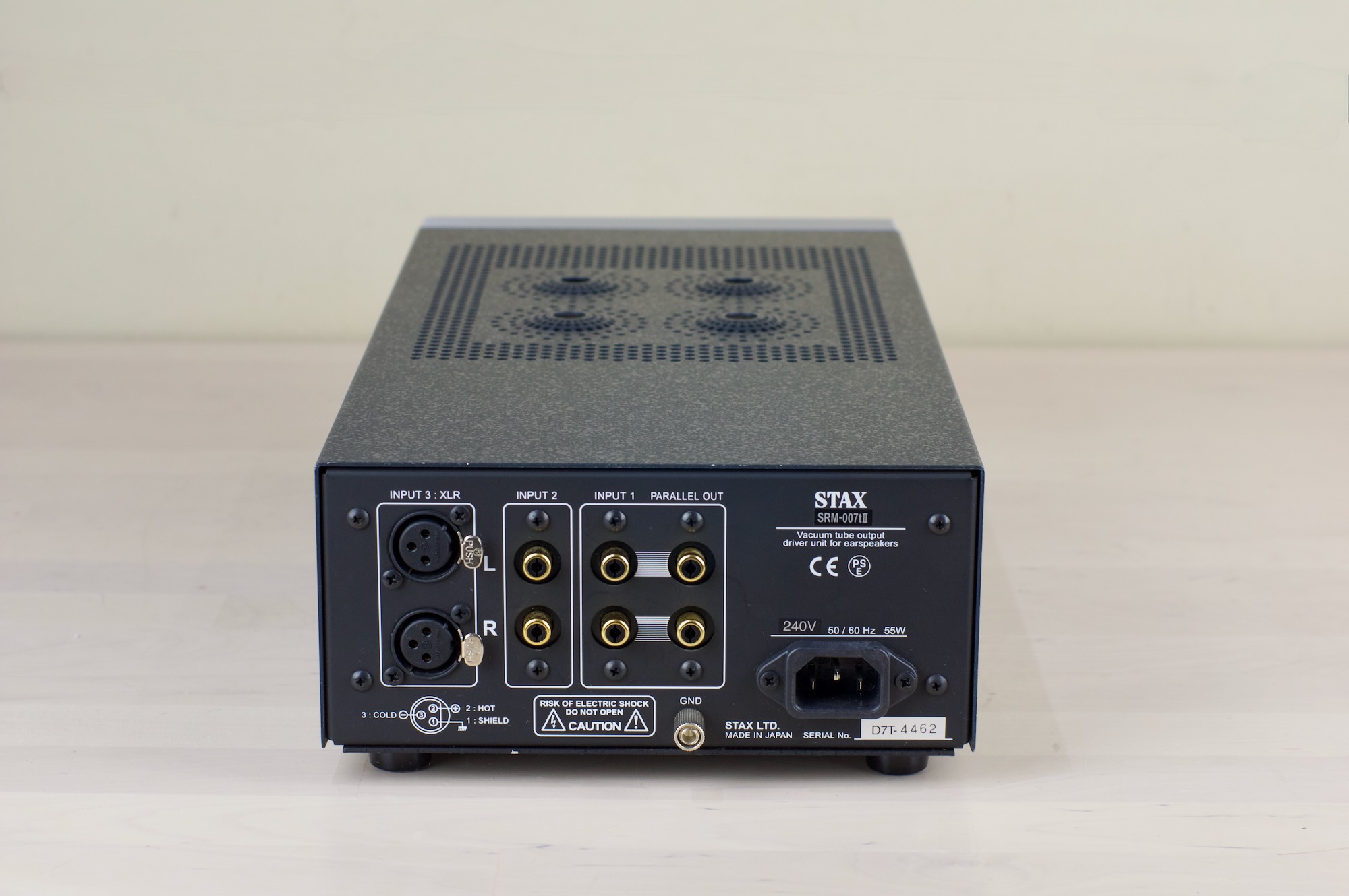 STAX Omega 007 headphone package - Image 4