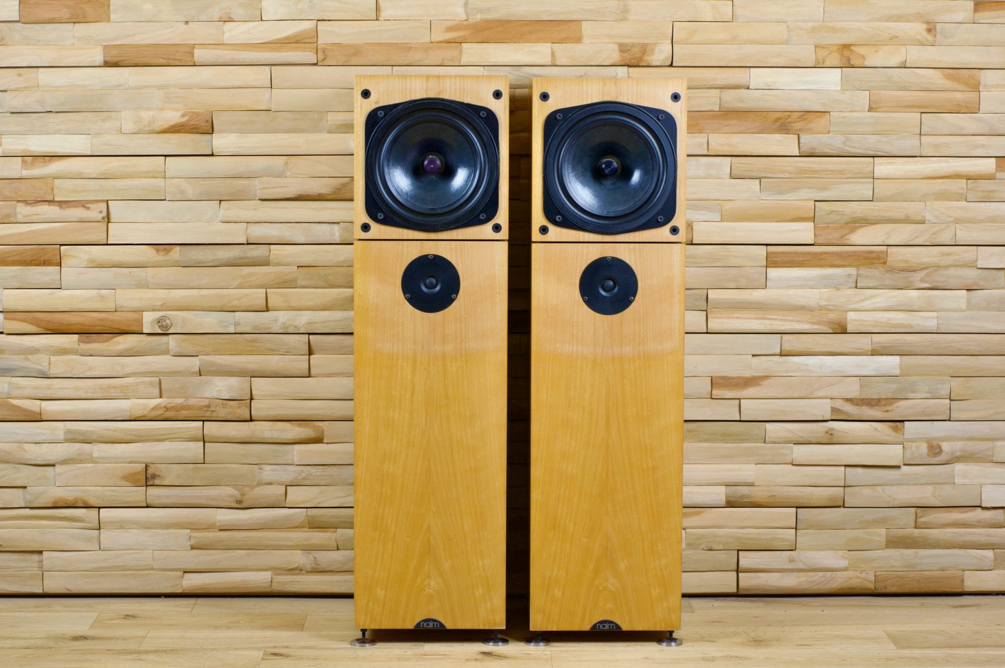 Naim Credo 'vintage' loudspeakers - Image 2