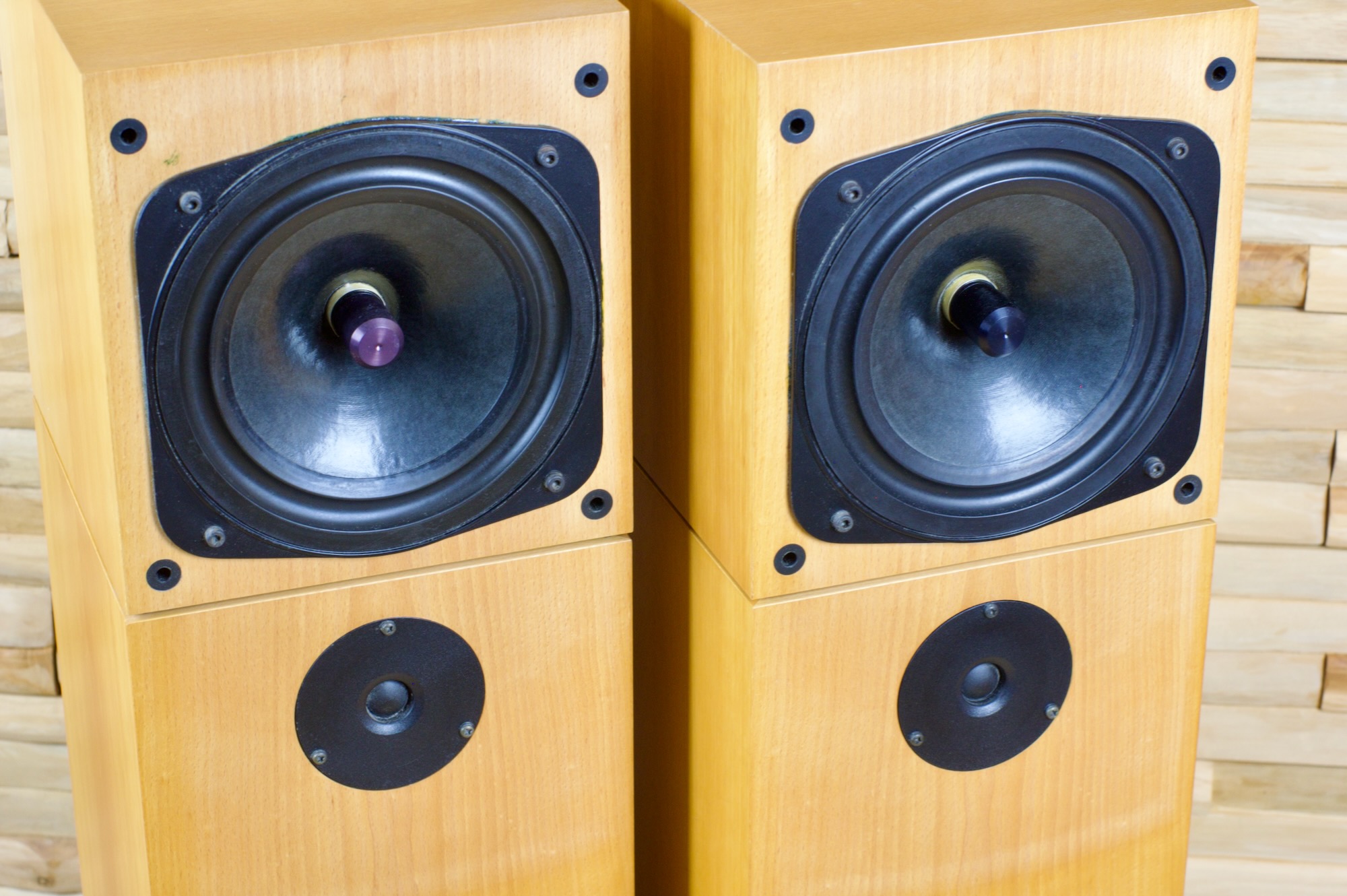 Naim Credo 'vintage' loudspeakers - Image 7